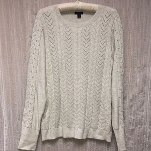 Ann Taylor L Silver Gray Cable Knit Pearled Sweater